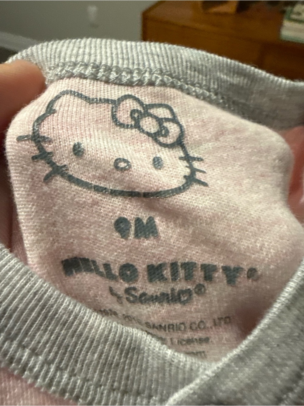 Hello Kitty onesie - Picture 2 of 2